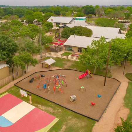 Sun Retreats Texas Hill Country Hotel New Braunfels Exterior foto