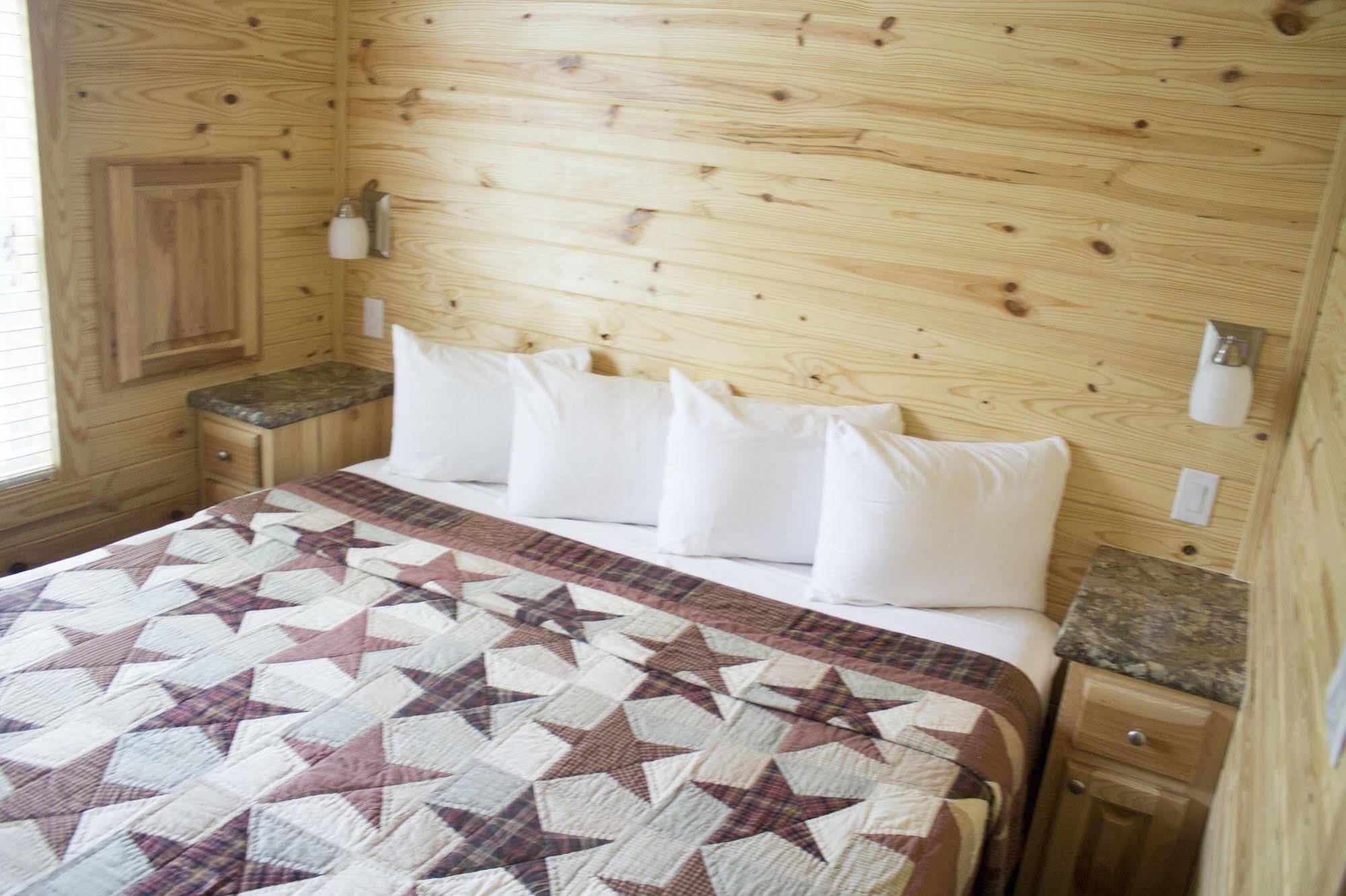 Sun Retreats Texas Hill Country Hotel New Braunfels Exterior foto
